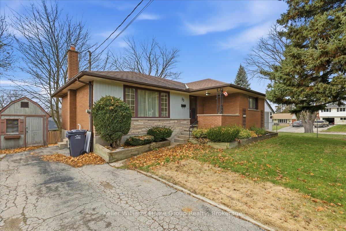 Photo 2 of 15 Dakota Drive, Guelph, Victoria North — HOMEH