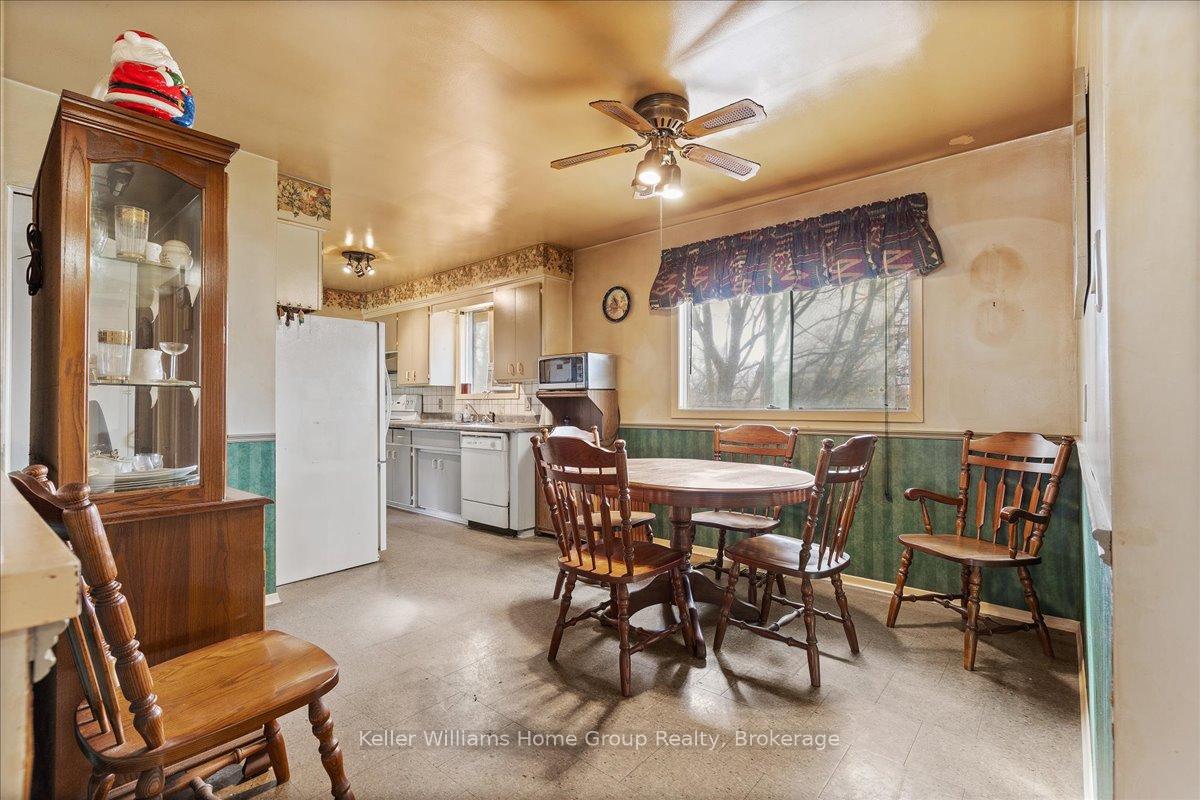 Photo 8 of 15 Dakota Drive, Guelph, Victoria North — HOMEH