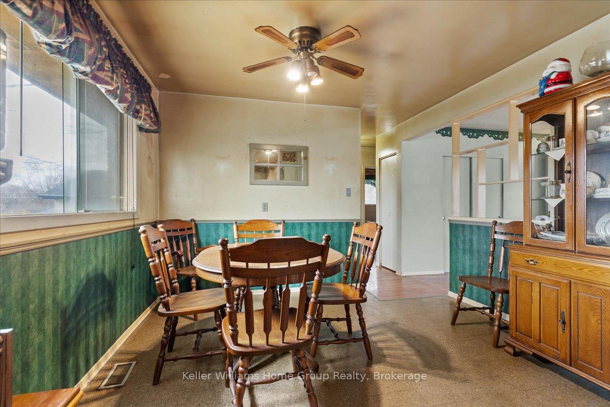 Photo 9 of 15 Dakota Drive, Guelph, Victoria North — HOMEH