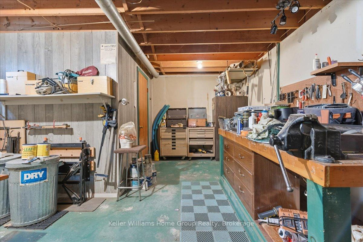 Photo 21 of 15 Dakota Drive, Guelph, Victoria North — HOMEH