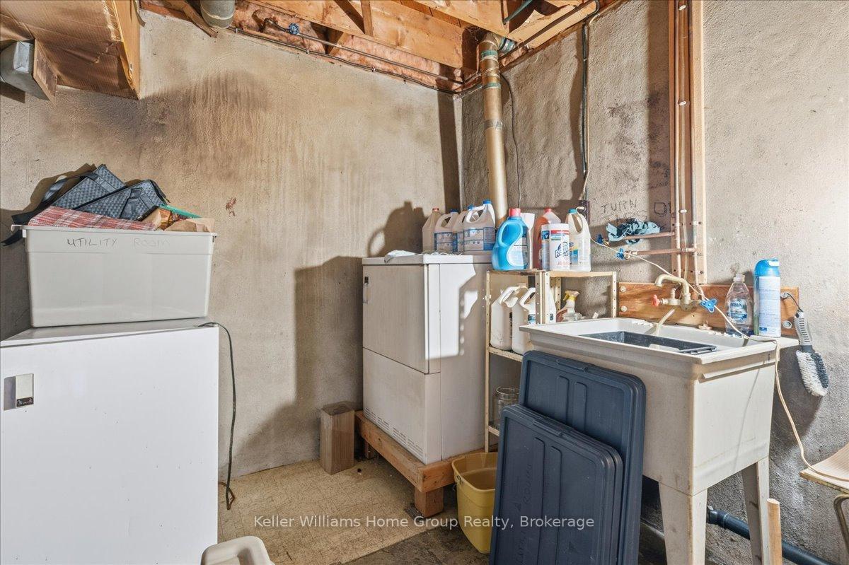 Photo 24 of 15 Dakota Drive, Guelph, Victoria North — HOMEH