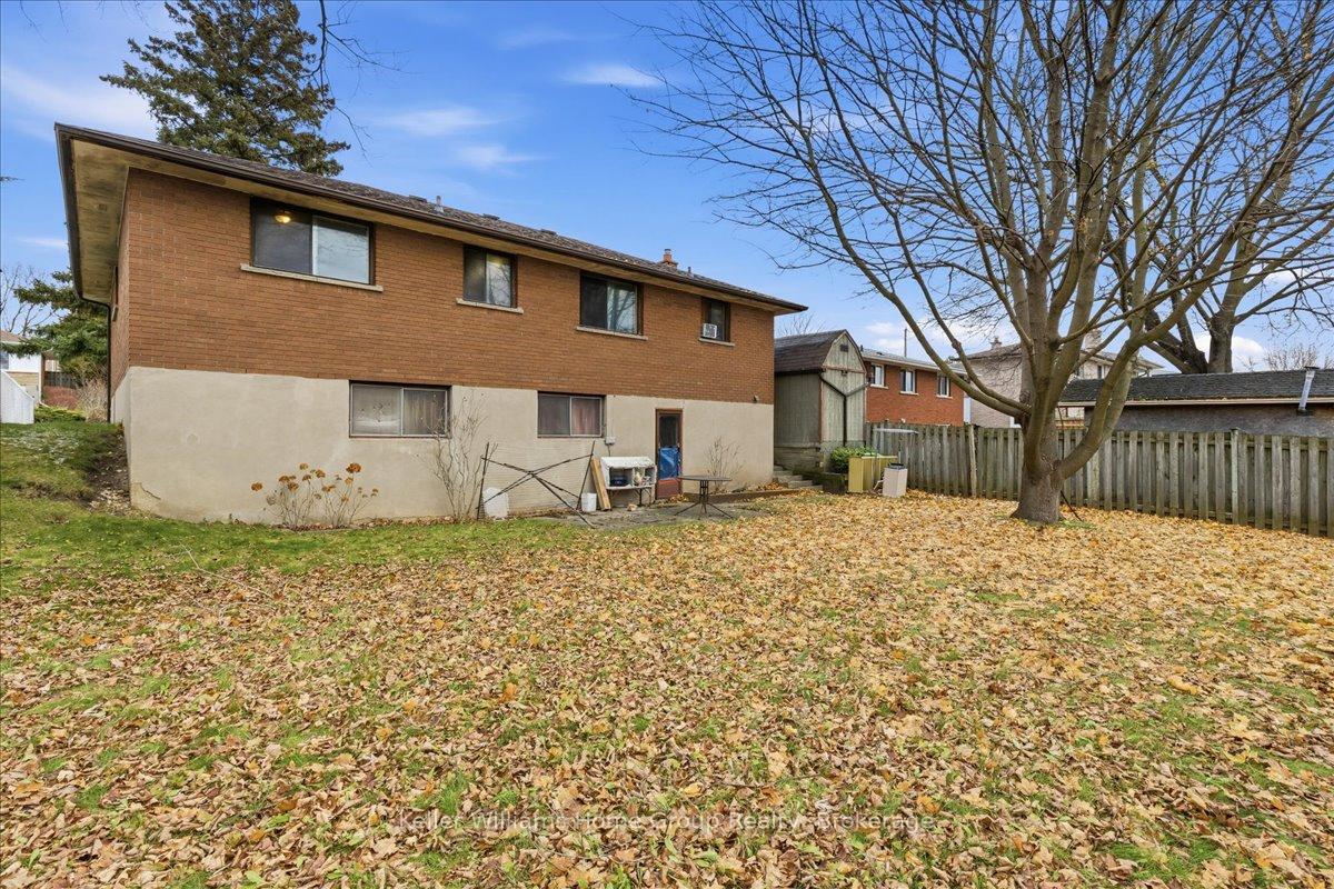 Photo 25 of 15 Dakota Drive, Guelph, Victoria North — HOMEH