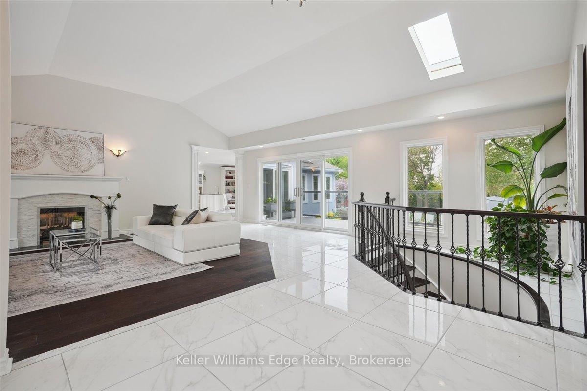 Photo 4 of 20 Craven Avenue, Burlington, Grindstone — HOMEH