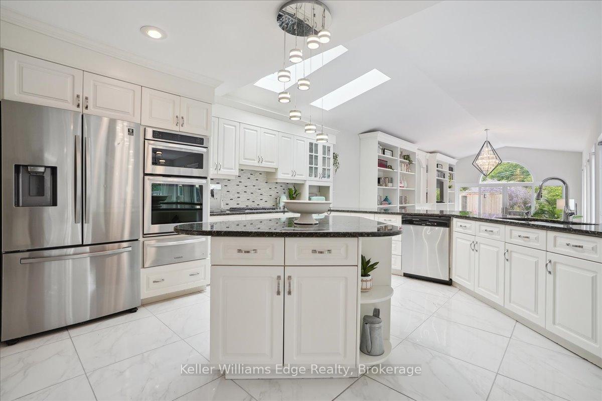 Photo 14 of 20 Craven Avenue, Burlington, Grindstone — HOMEH