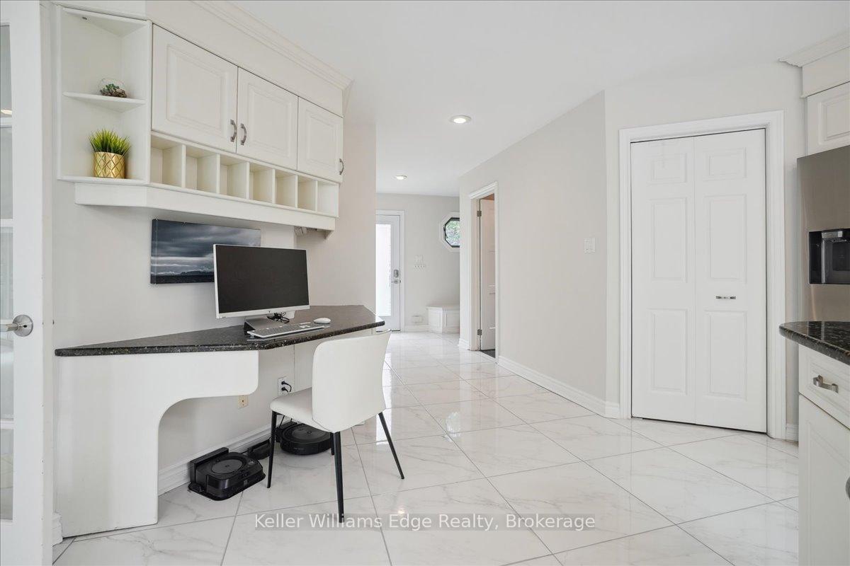 Photo 17 of 20 Craven Avenue, Burlington, Grindstone — HOMEH