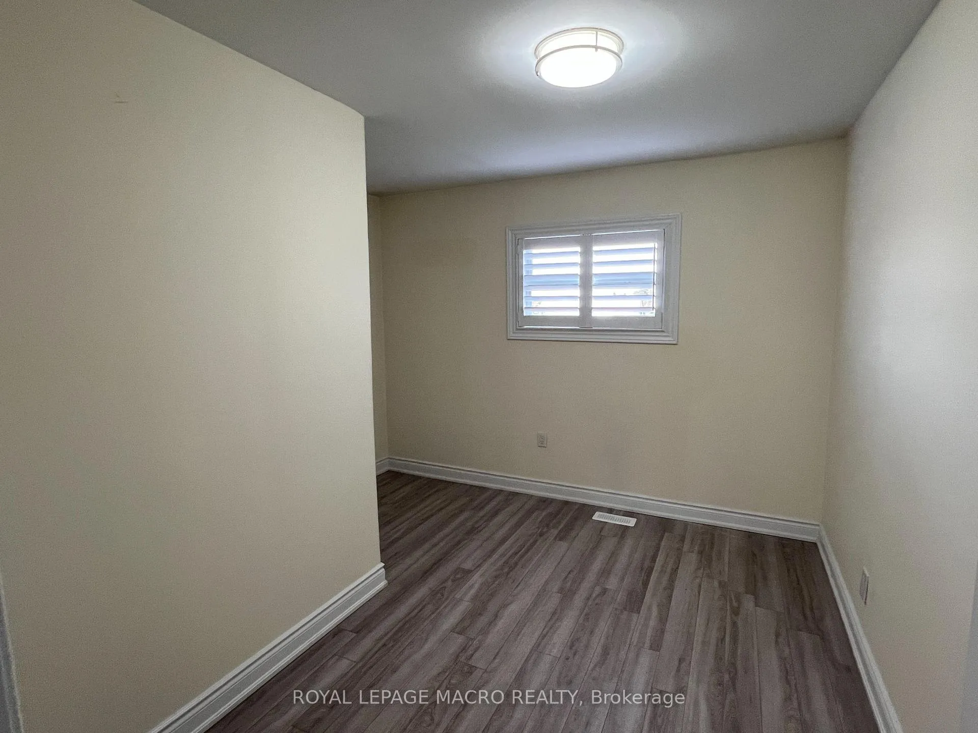 Photo 12 of 1032 Mud Street E, Hamilton, Rural Stoney Creek — HOMEH