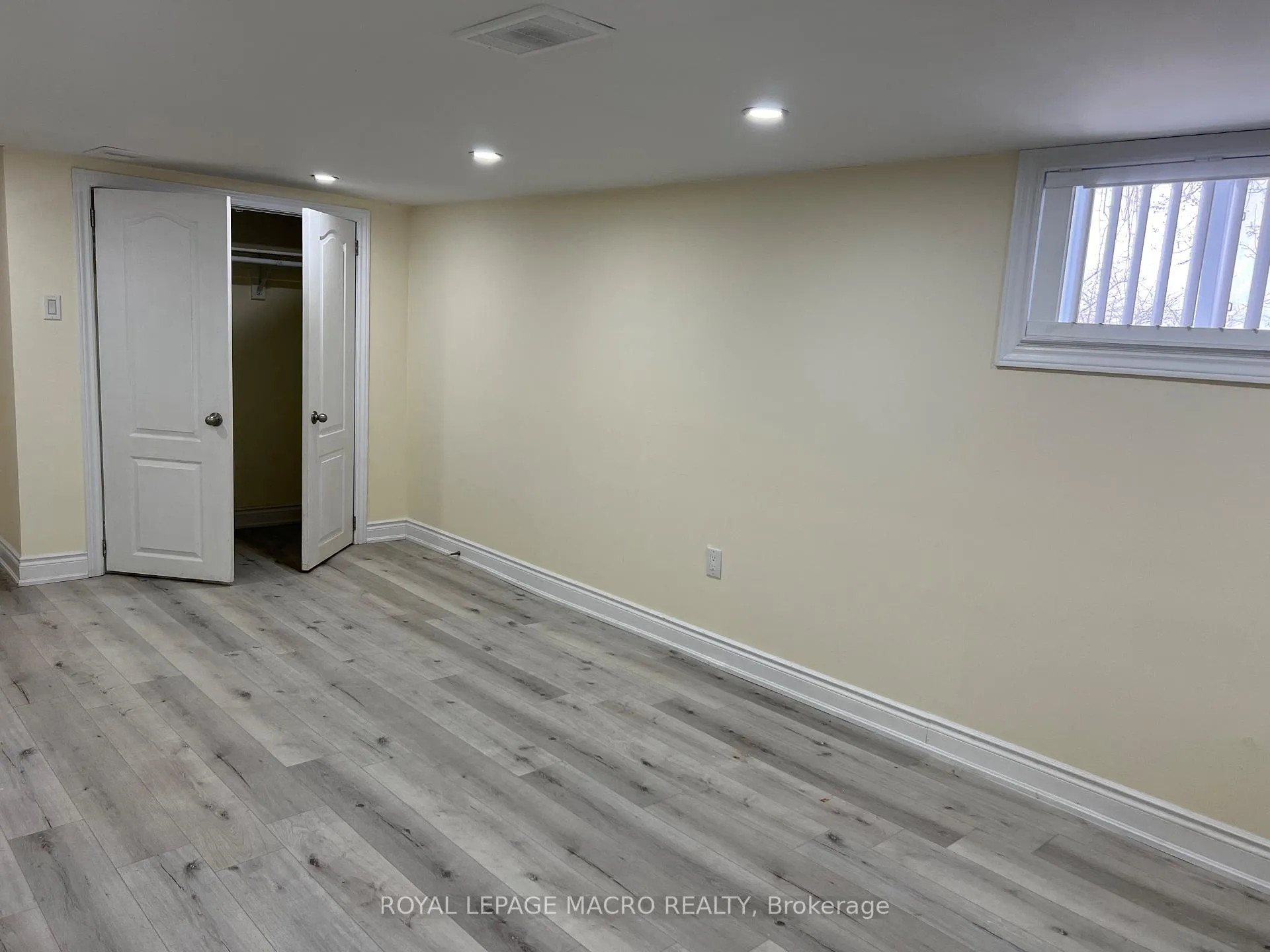 Photo 15 of 1032 Mud Street E, Hamilton, Rural Stoney Creek — HOMEH
