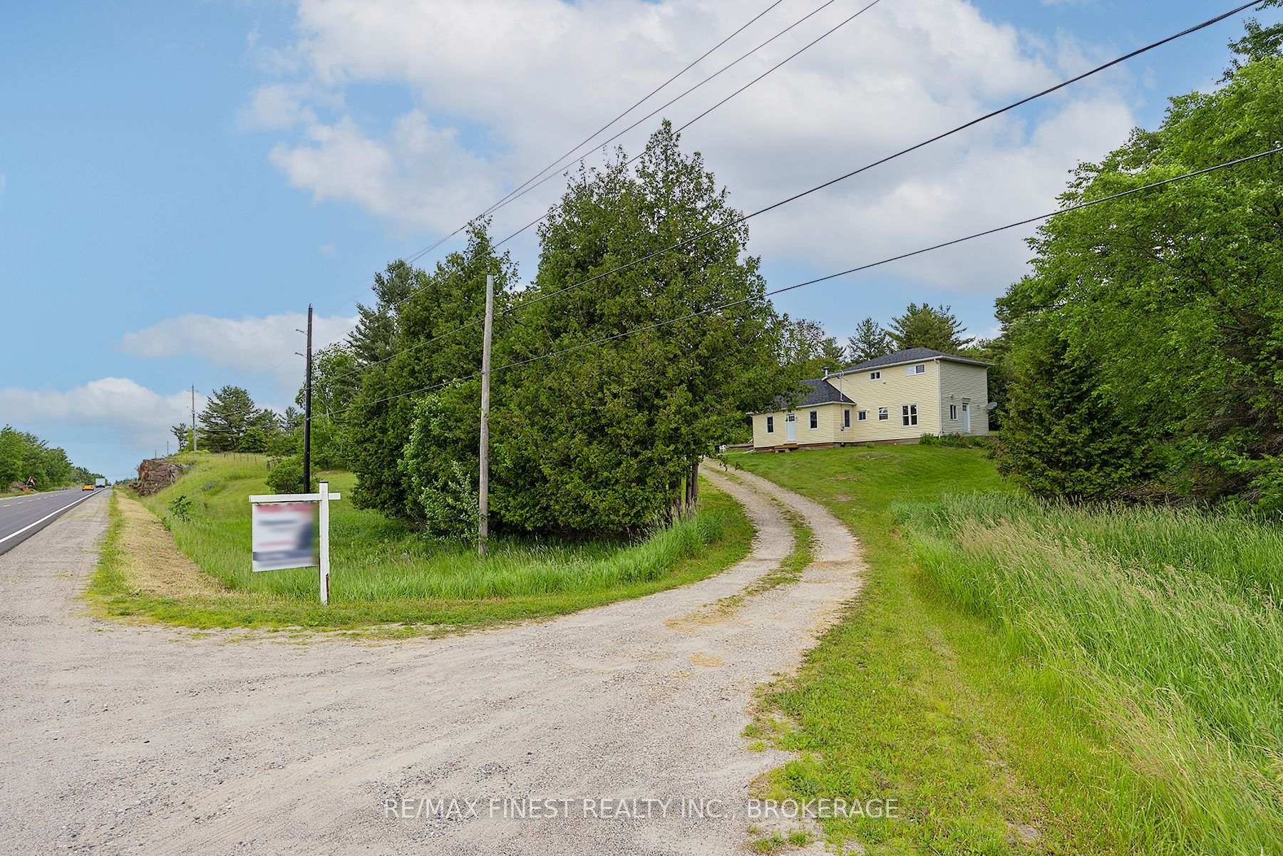 Photo 4 of 9678 Highway 38, Frontenac, Frontenac Centre — HOMEH