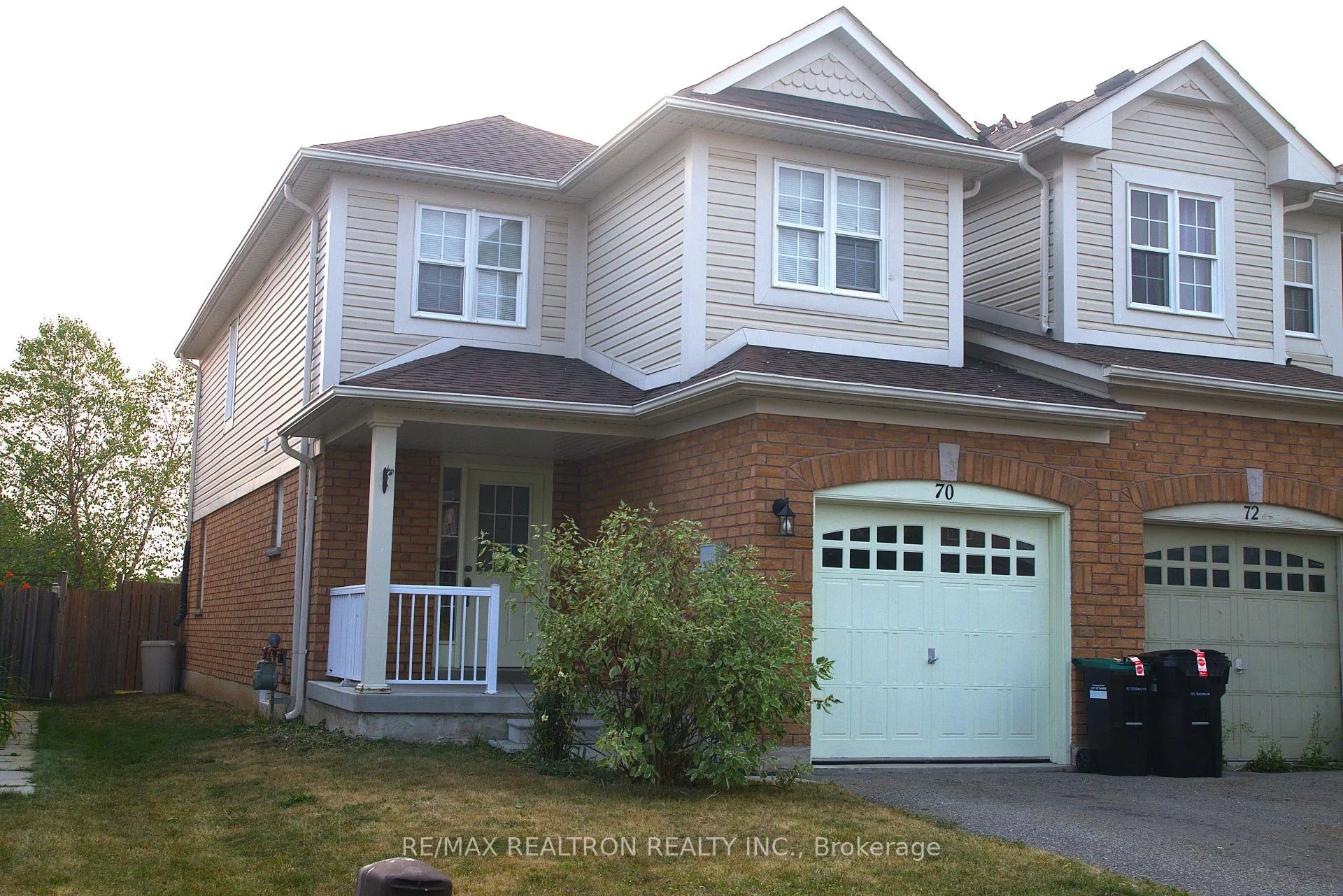 Front of 70 Commonwealth Road