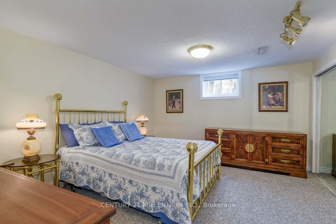Photo 31 of 36 Hickman Street, Caledon, Bolton West — HOMEH