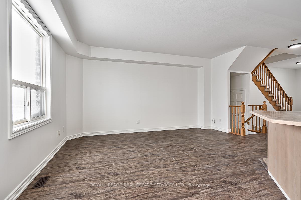 Photo 7 of 5304 Scotia Street, Burlington, Orchard — HOMEH