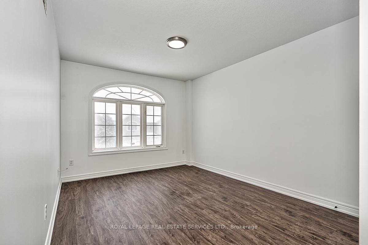 Photo 13 of 5304 Scotia Street, Burlington, Orchard — HOMEH