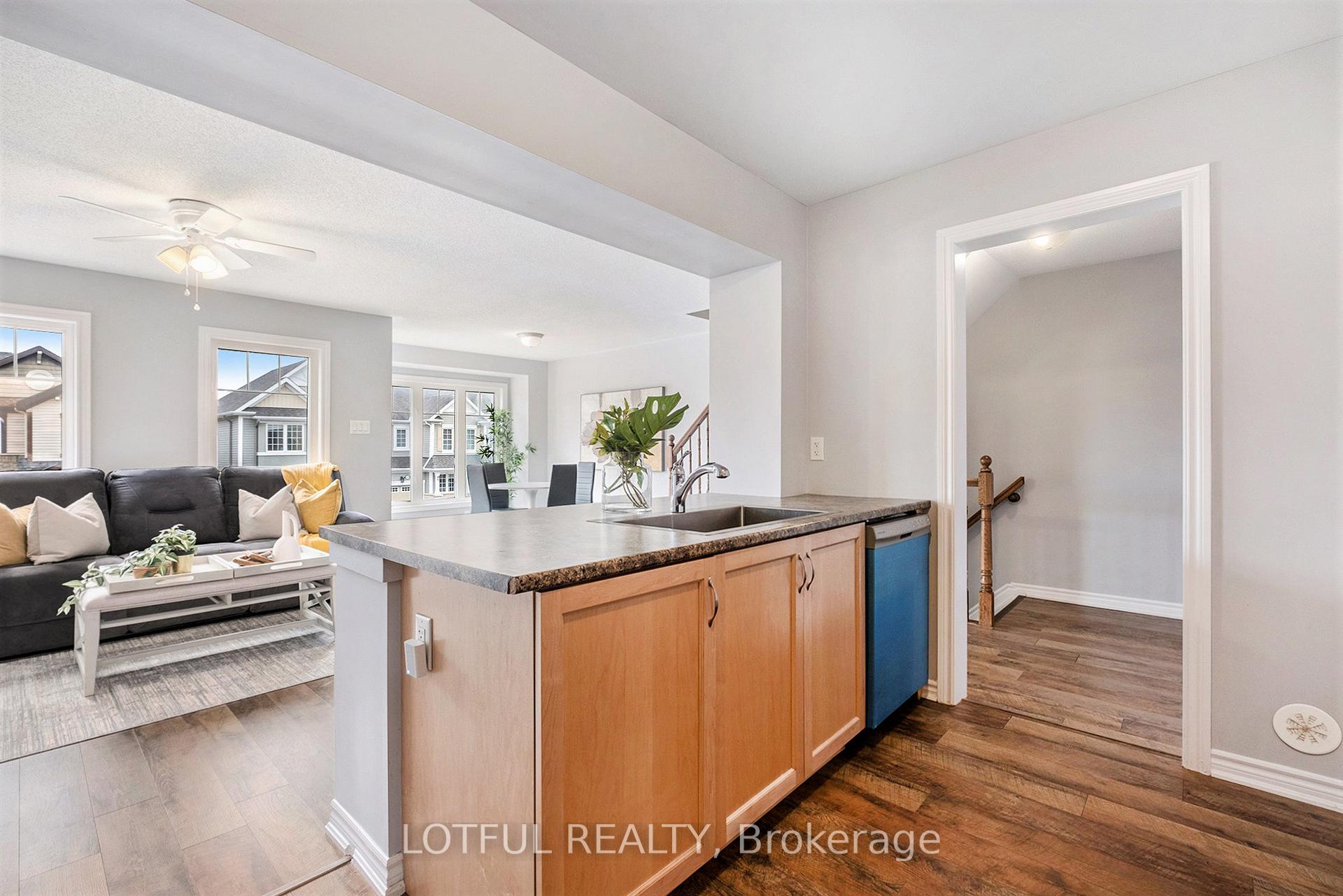 Photo 13 of 625 Bluegill Avenue, Ottawa, Barrhaven - Half Moon Bay — HOMEH