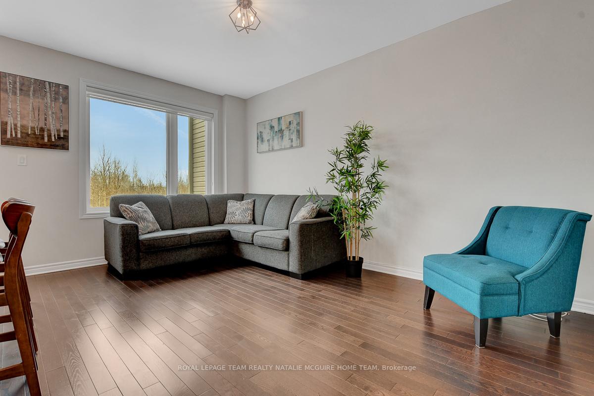 Photo 9 of 305 Quest Private, Ottawa, Blossom Park/Kemp Park/Findlay Creek — HOMEH