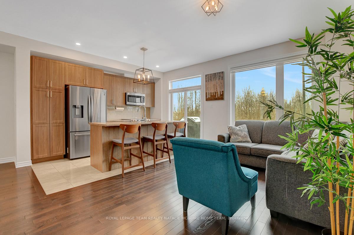 Photo 11 of 305 Quest Private, Ottawa, Blossom Park/Kemp Park/Findlay Creek — HOMEH