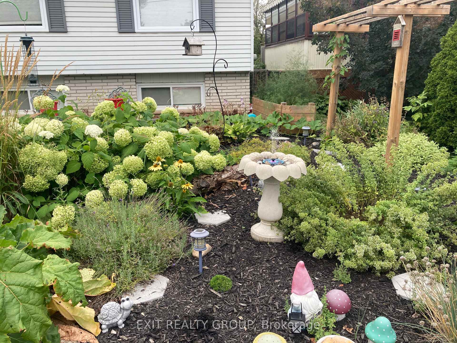 Photo 29 of 96 Maple Drive, Belleville, Belleville Ward — HOMEH