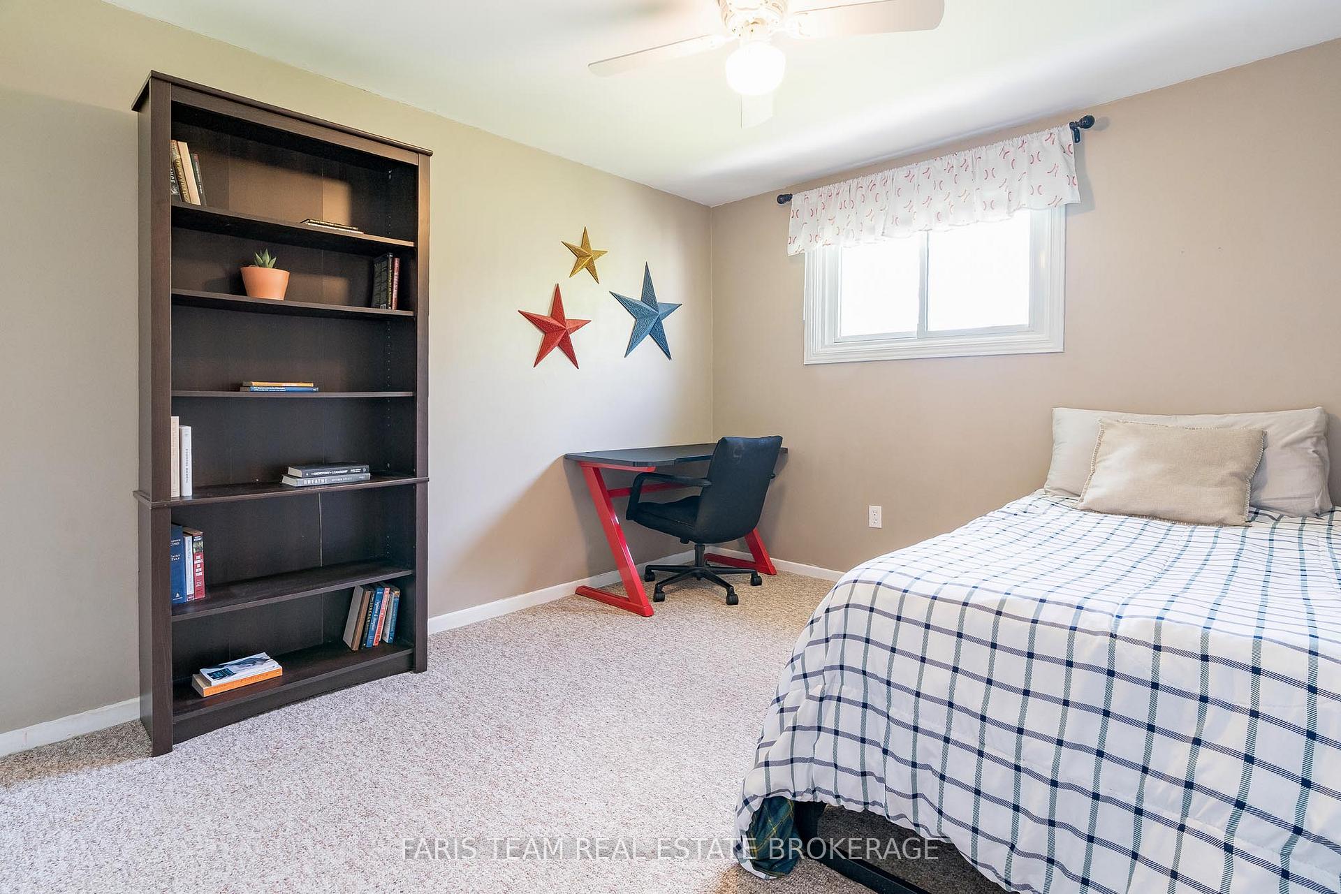 Photo 20 of 55 Barrett Crescent, Barrie, Letitia Heights — HOMEH