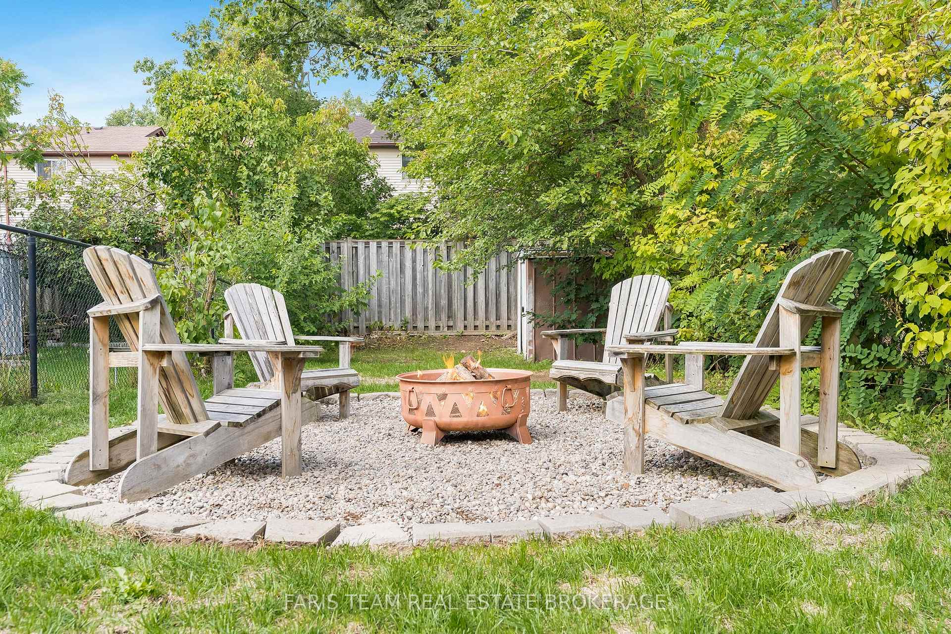 Photo 31 of 55 Barrett Crescent, Barrie, Letitia Heights — HOMEH