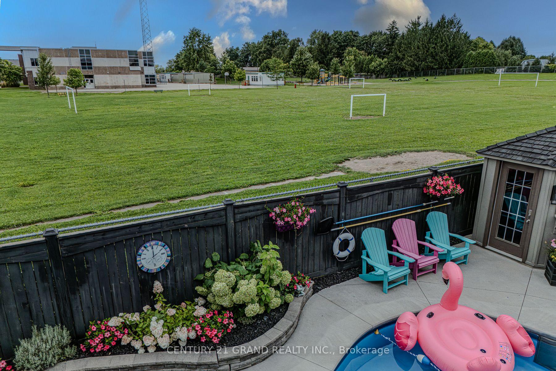 Photo 34 of 31 Irongate Drive, Brant, Paris — HOMEH