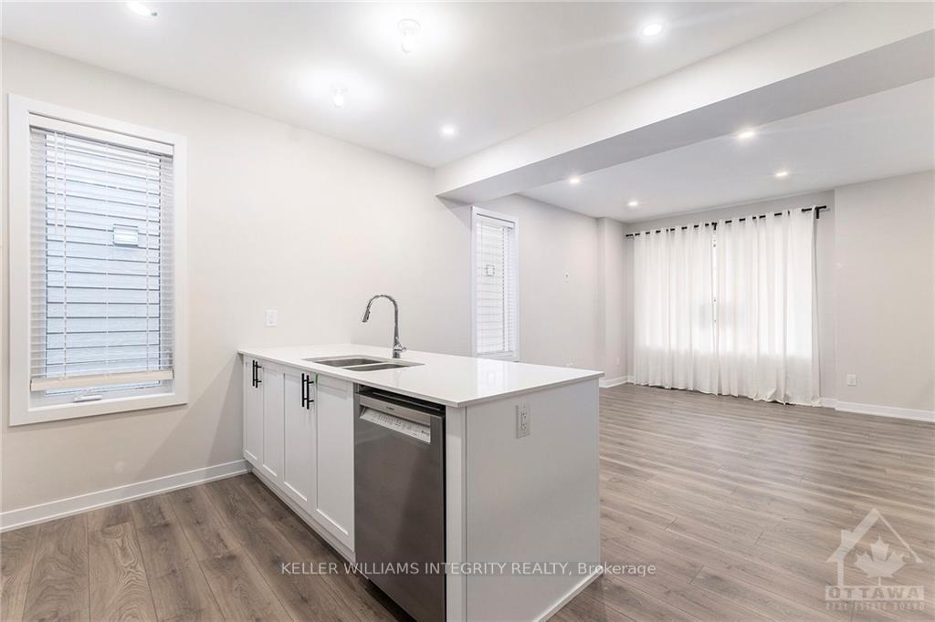 Photo 9 of 193 Beebalm Crescent, Ottawa, Barrhaven - Half Moon Bay — HOMEH