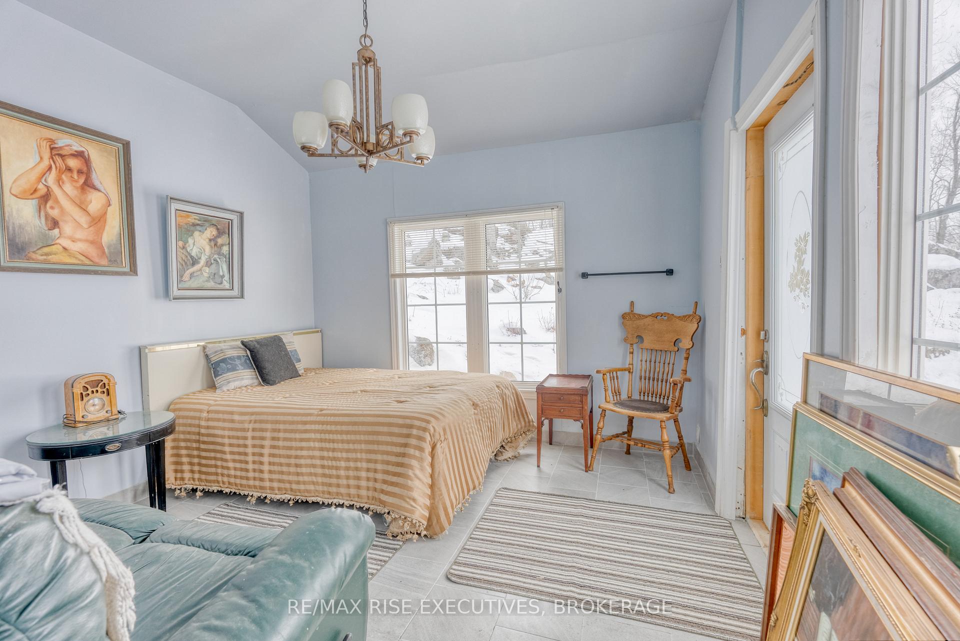 Photo 5 of 5121 Wilmer Road, Frontenac, Frontenac South — HOMEH