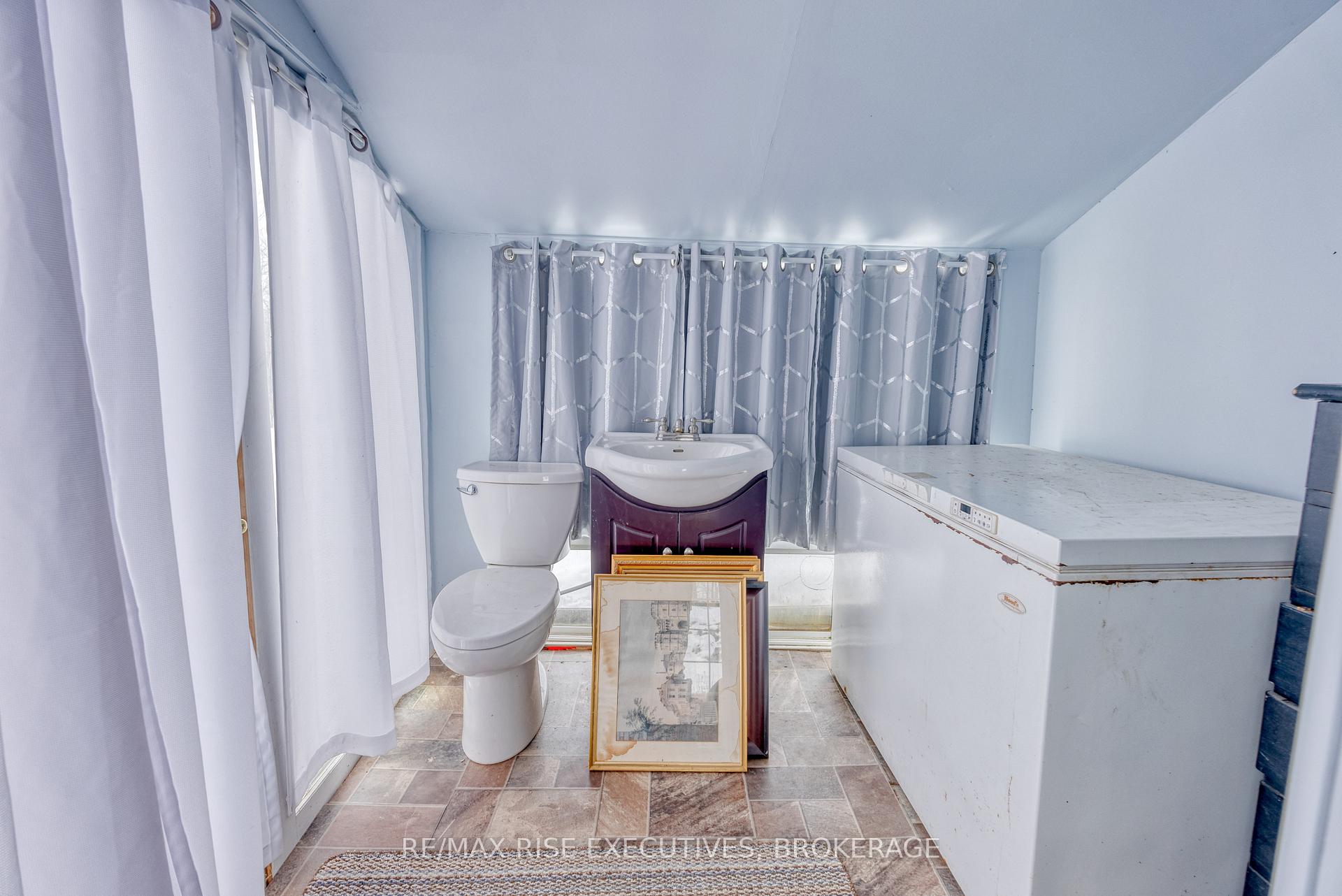 Photo 7 of 5121 Wilmer Road, Frontenac, Frontenac South — HOMEH