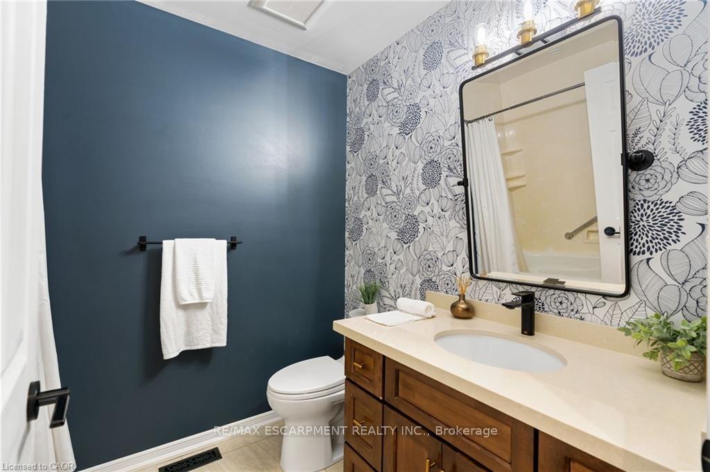 Photo 29 of 5126 Chippewa Road E, Hamilton, Rural Glanbrook — HOMEH