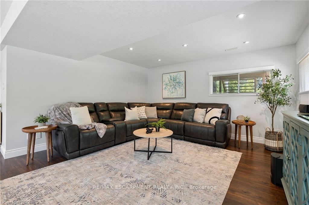 Photo 40 of 5126 Chippewa Road E, Hamilton, Rural Glanbrook — HOMEH
