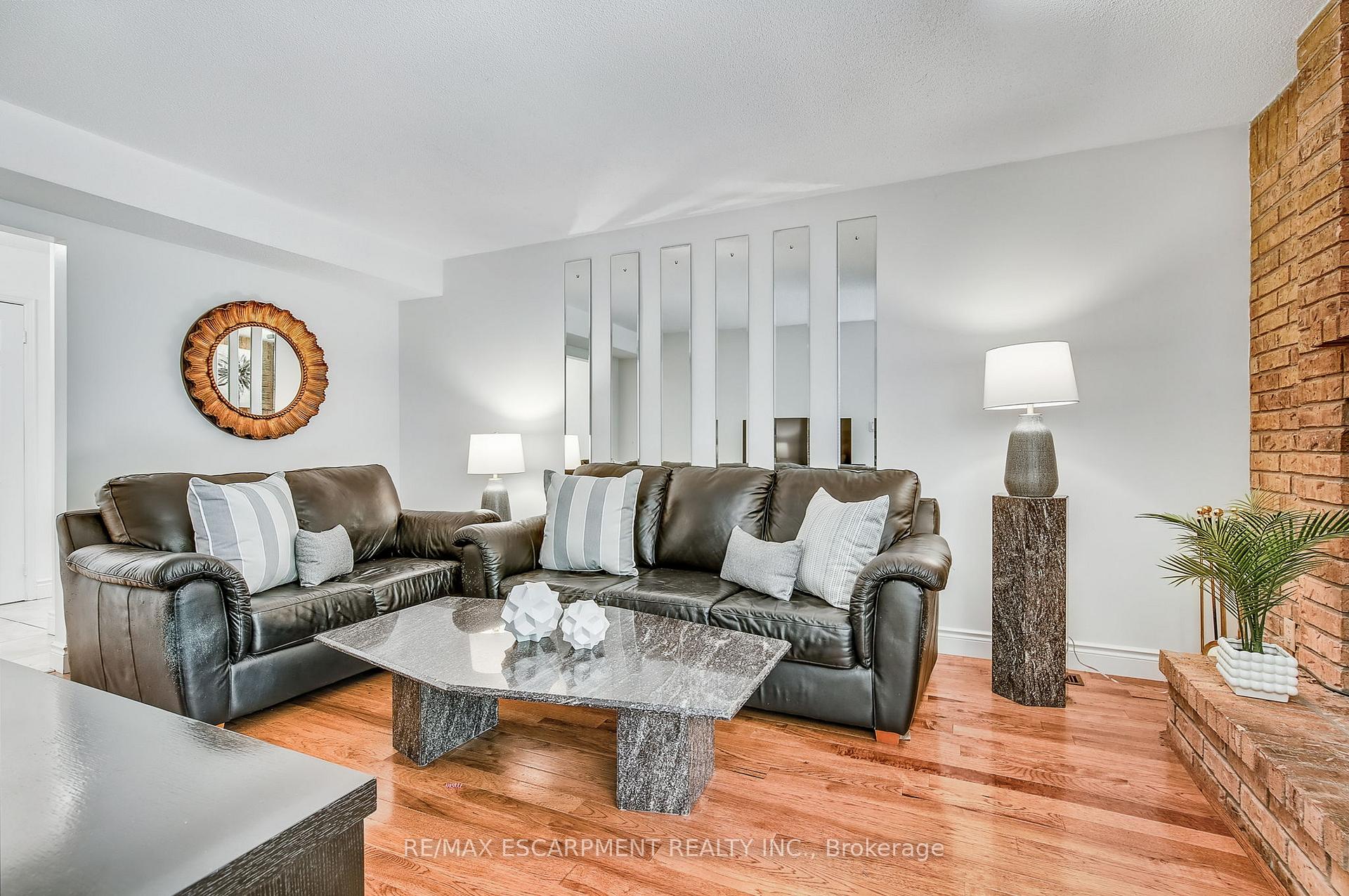 Photo 9 of 2174 Bader Crescent, Burlington, Brant Hills — HOMEH