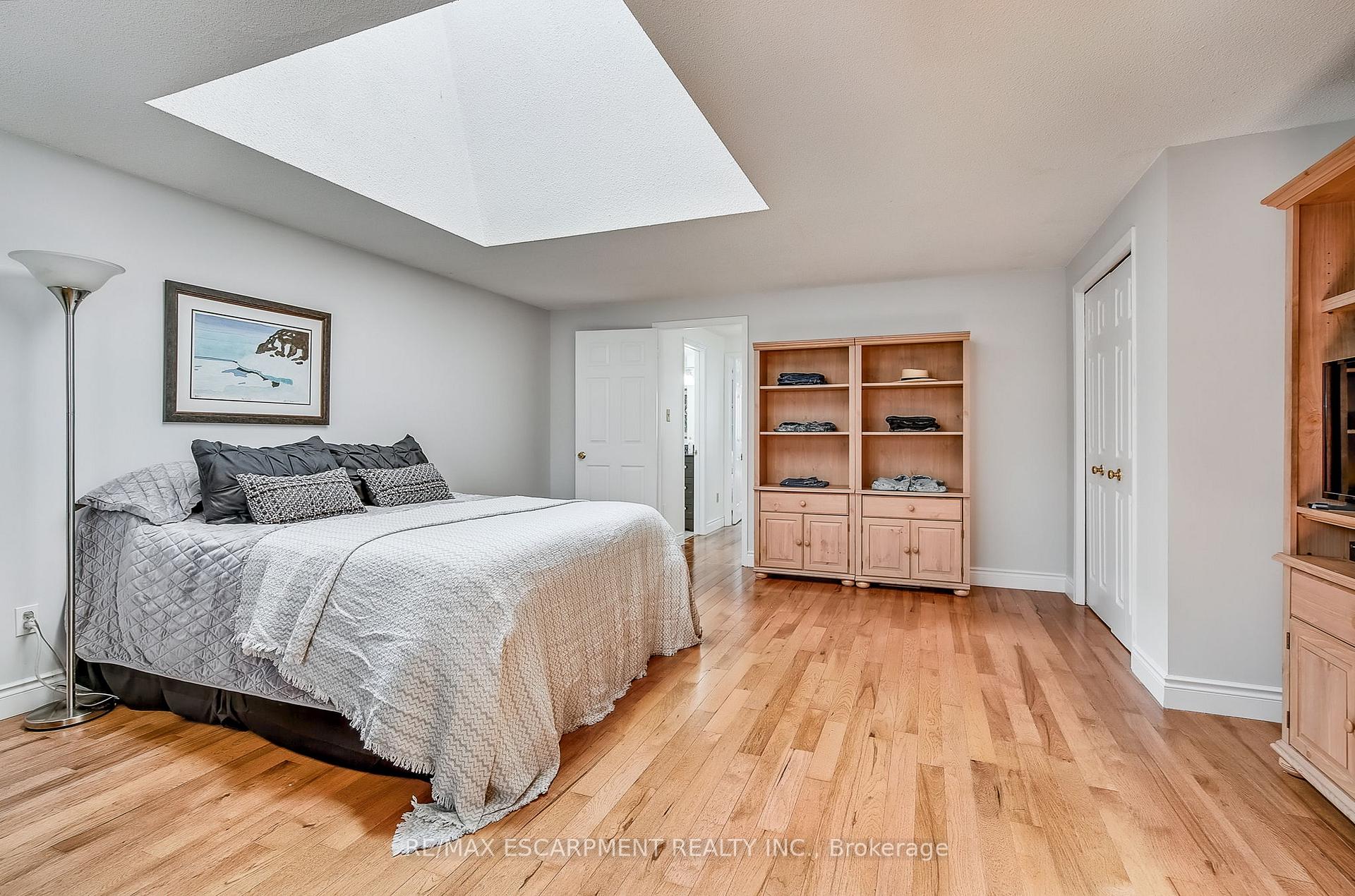 Photo 19 of 2174 Bader Crescent, Burlington, Brant Hills — HOMEH