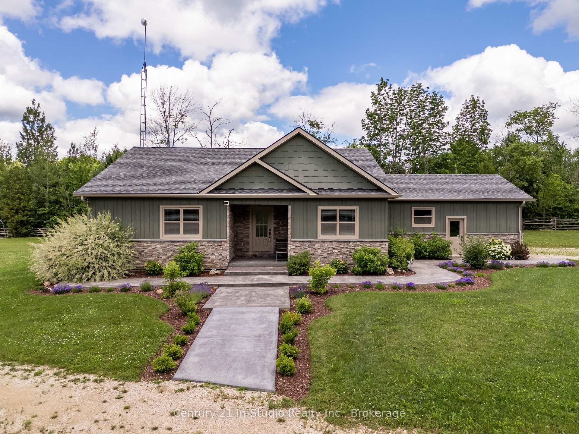 Photo 4 of 734591 West Back Line, Grey Highlands — HOMEH