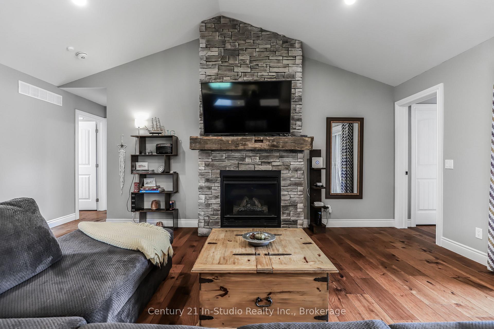 Photo 17 of 734591 West Back Line, Grey Highlands — HOMEH