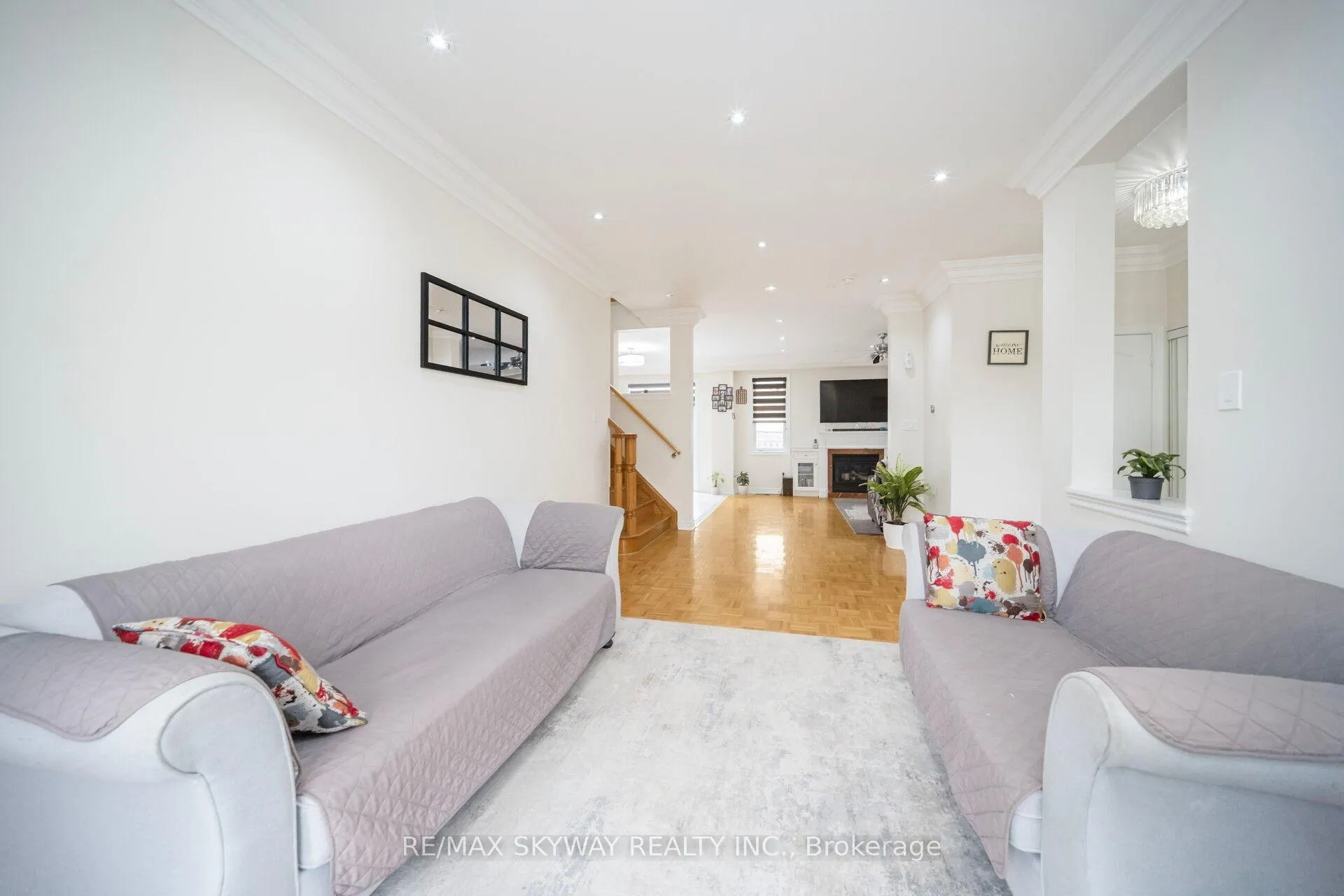 Photo 10 of 15 Borneo Crescent, Brampton, Sandringham-Wellington — HOMEH
