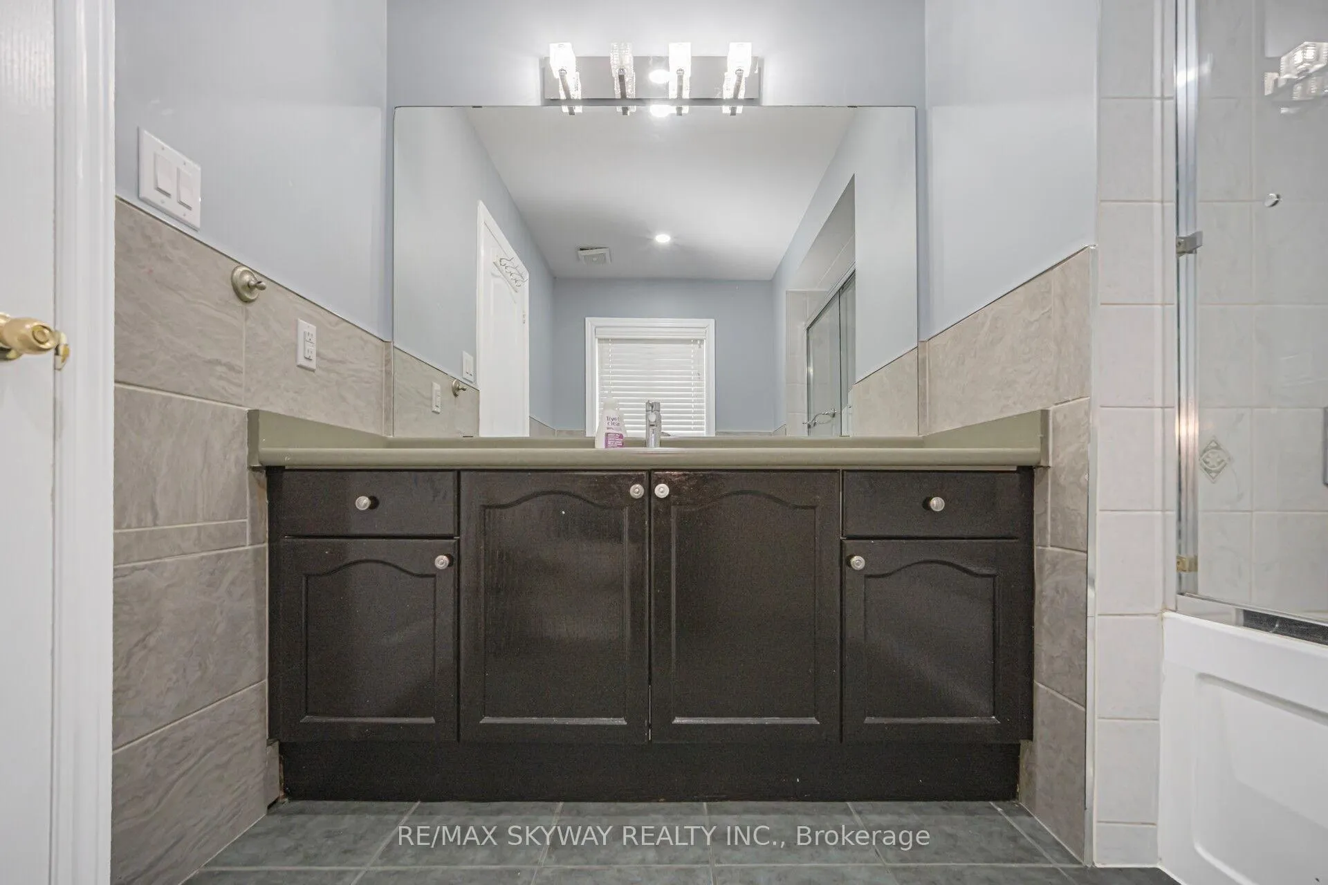 Photo 31 of 15 Borneo Crescent, Brampton, Sandringham-Wellington — HOMEH