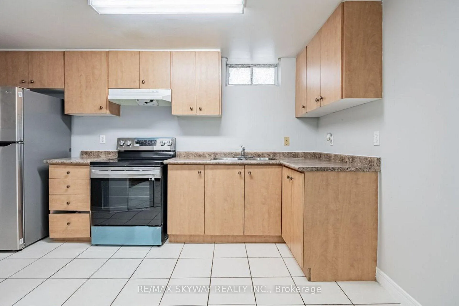 Photo 39 of 15 Borneo Crescent, Brampton, Sandringham-Wellington — HOMEH