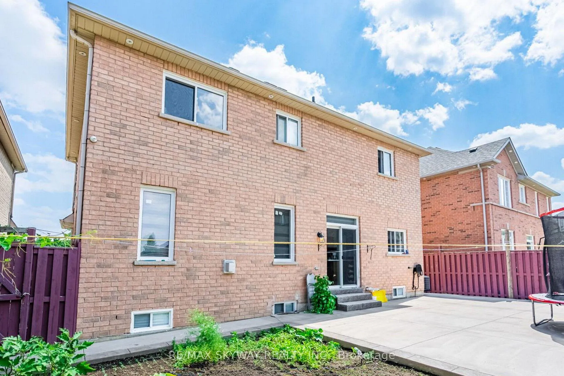 Photo 46 of 15 Borneo Crescent, Brampton, Sandringham-Wellington — HOMEH