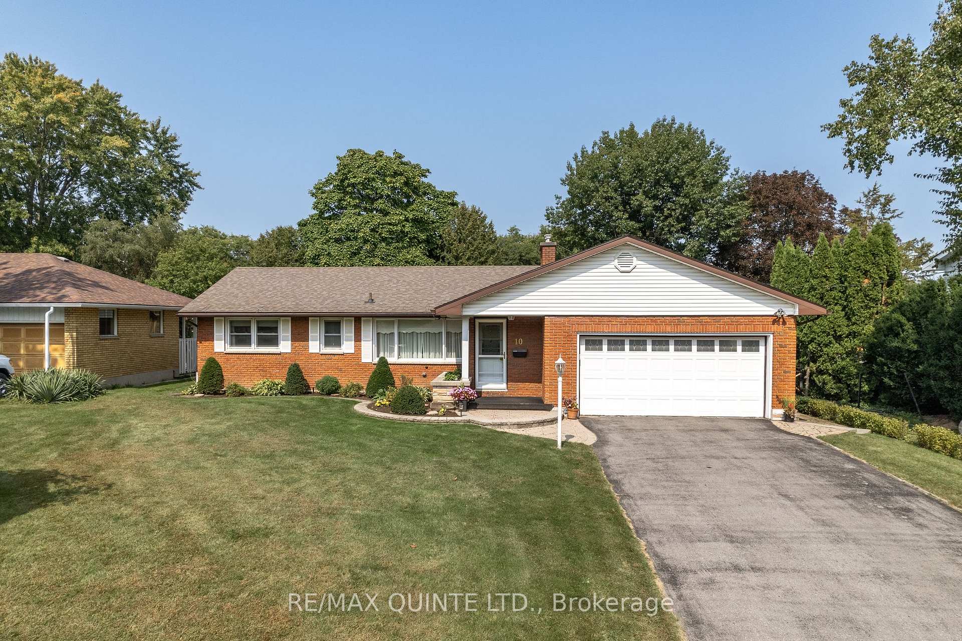 Photo 3 of 10 Sunset Drive, Belleville, Belleville Ward — HOMEH
