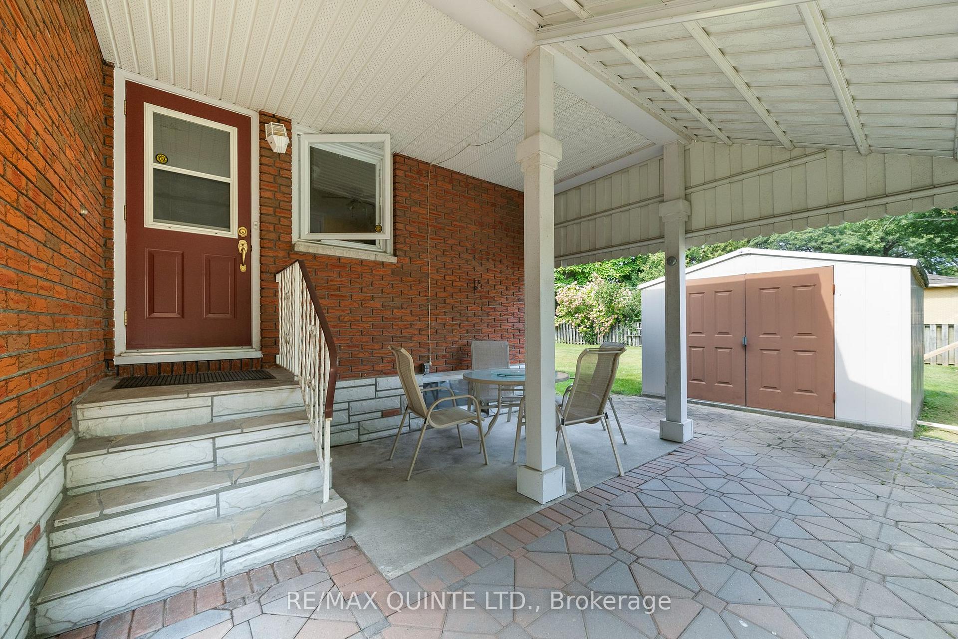Photo 4 of 10 Sunset Drive, Belleville, Belleville Ward — HOMEH