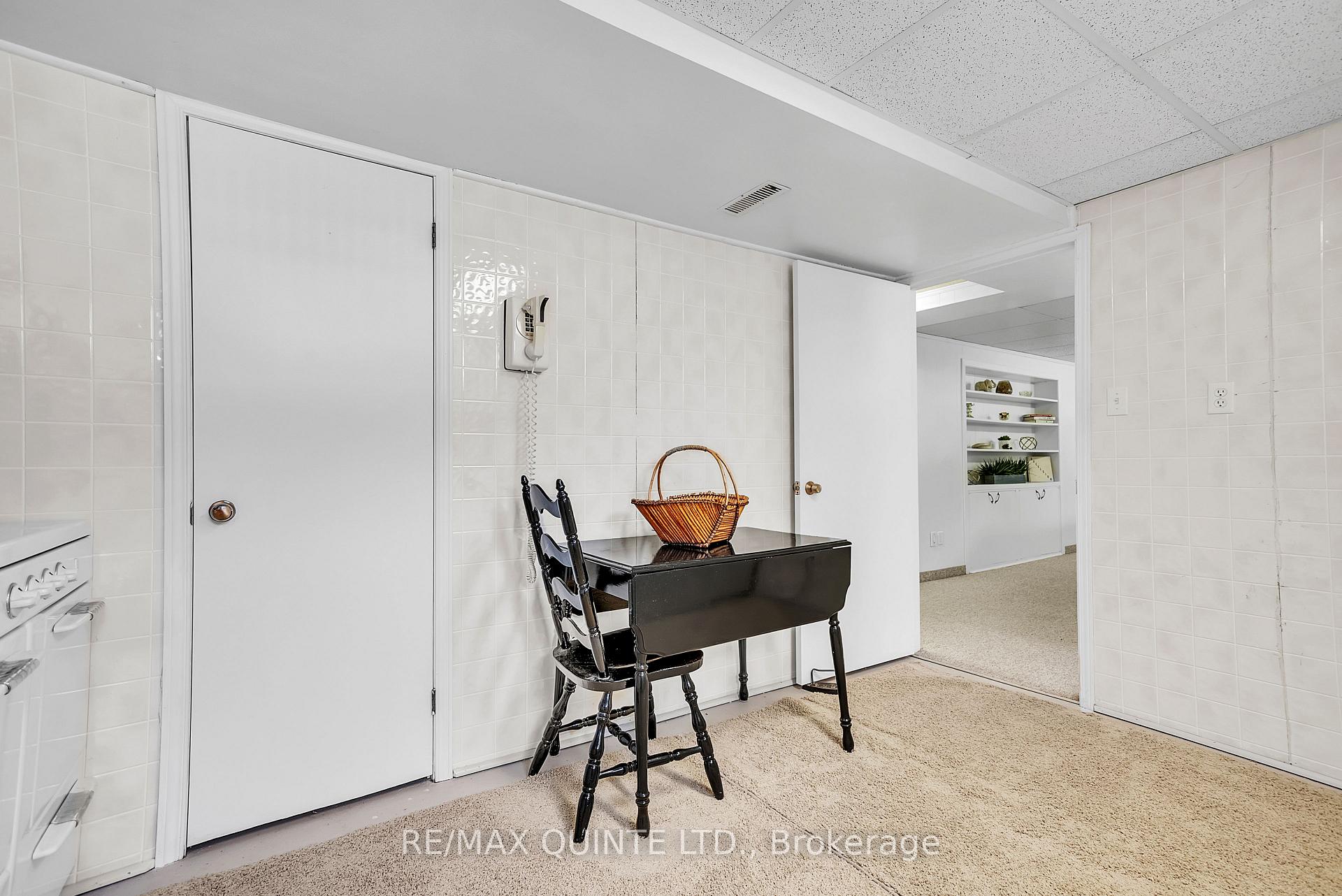 Photo 32 of 10 Sunset Drive, Belleville, Belleville Ward — HOMEH