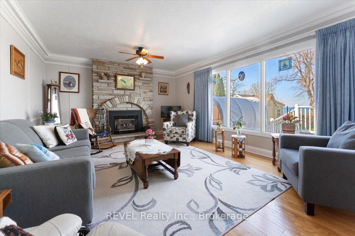 Photo 8 of 20 Lakeside Drive, Grimsby, Grimsby Beach — HOMEH