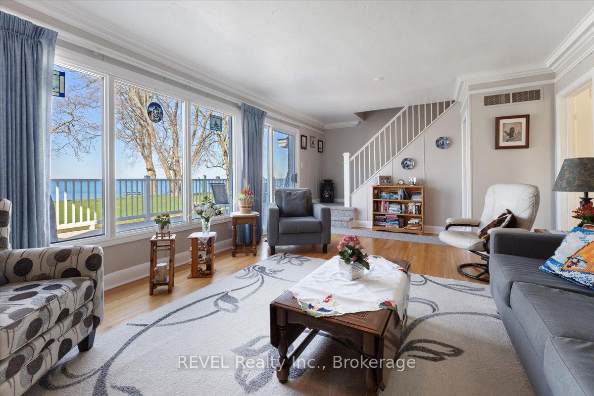 Photo 10 of 20 Lakeside Drive, Grimsby, Grimsby Beach — HOMEH