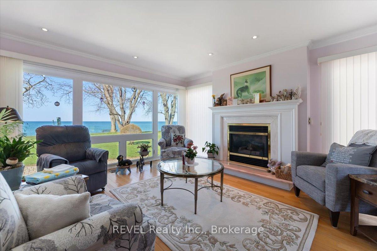 Photo 16 of 20 Lakeside Drive, Grimsby, Grimsby Beach — HOMEH