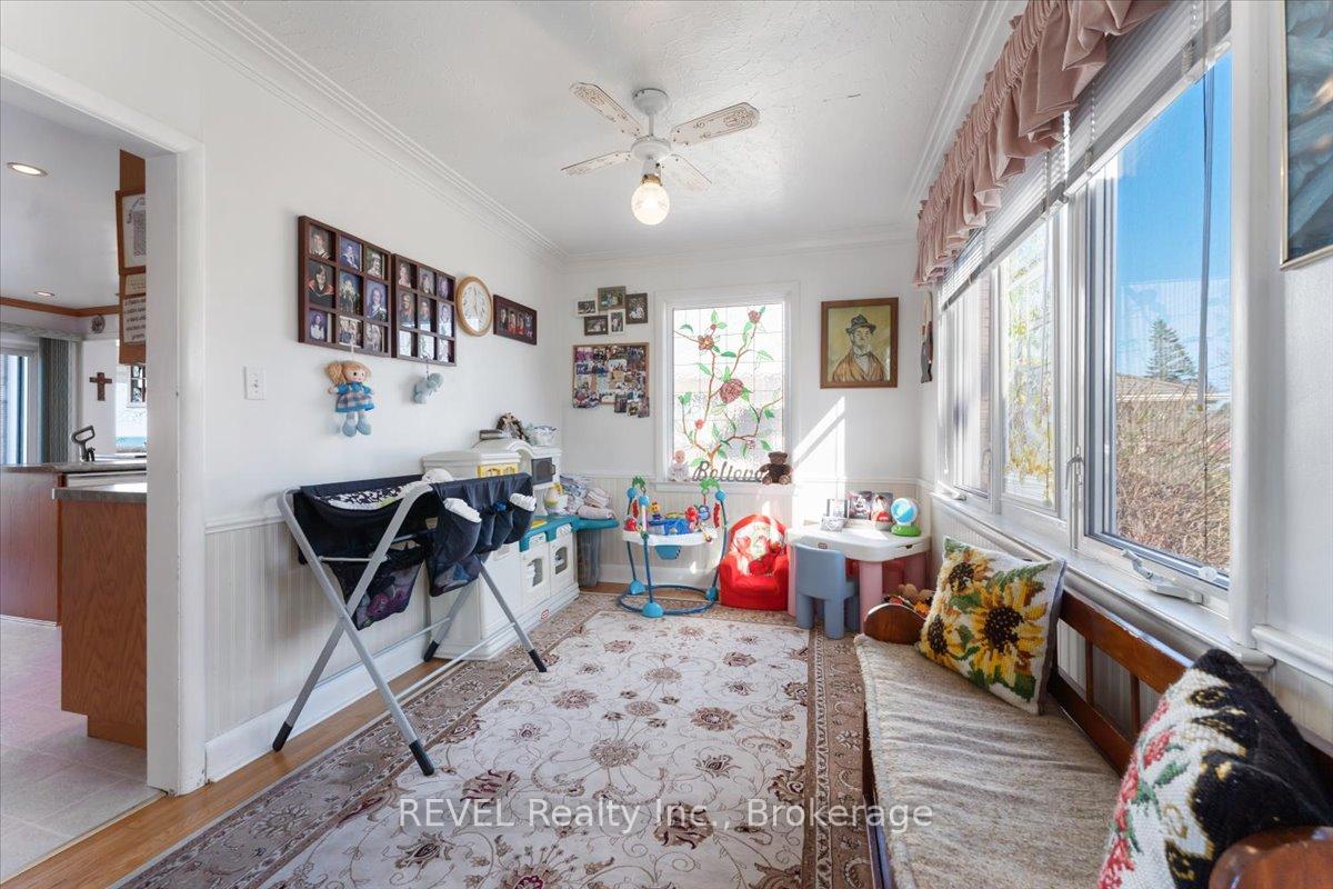 Photo 18 of 20 Lakeside Drive, Grimsby, Grimsby Beach — HOMEH