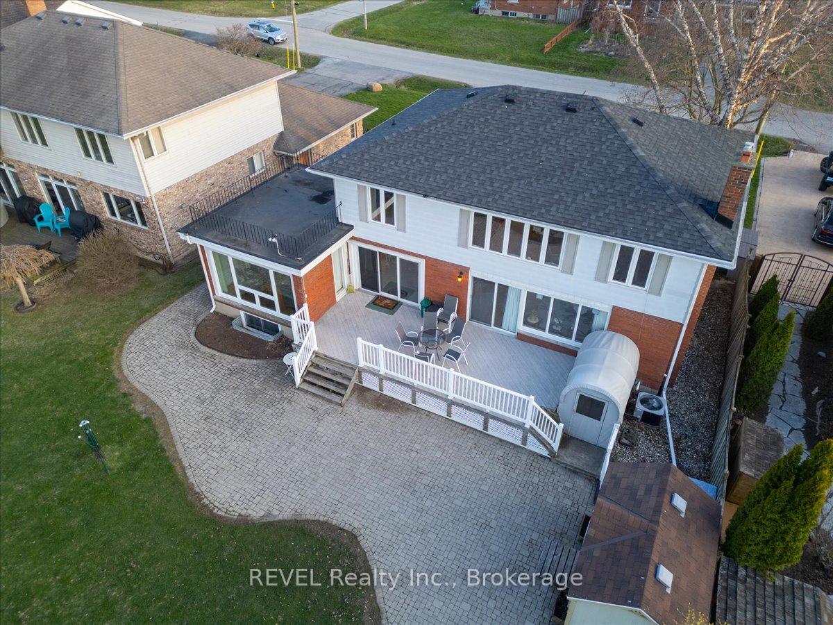 Photo 38 of 20 Lakeside Drive, Grimsby, Grimsby Beach — HOMEH