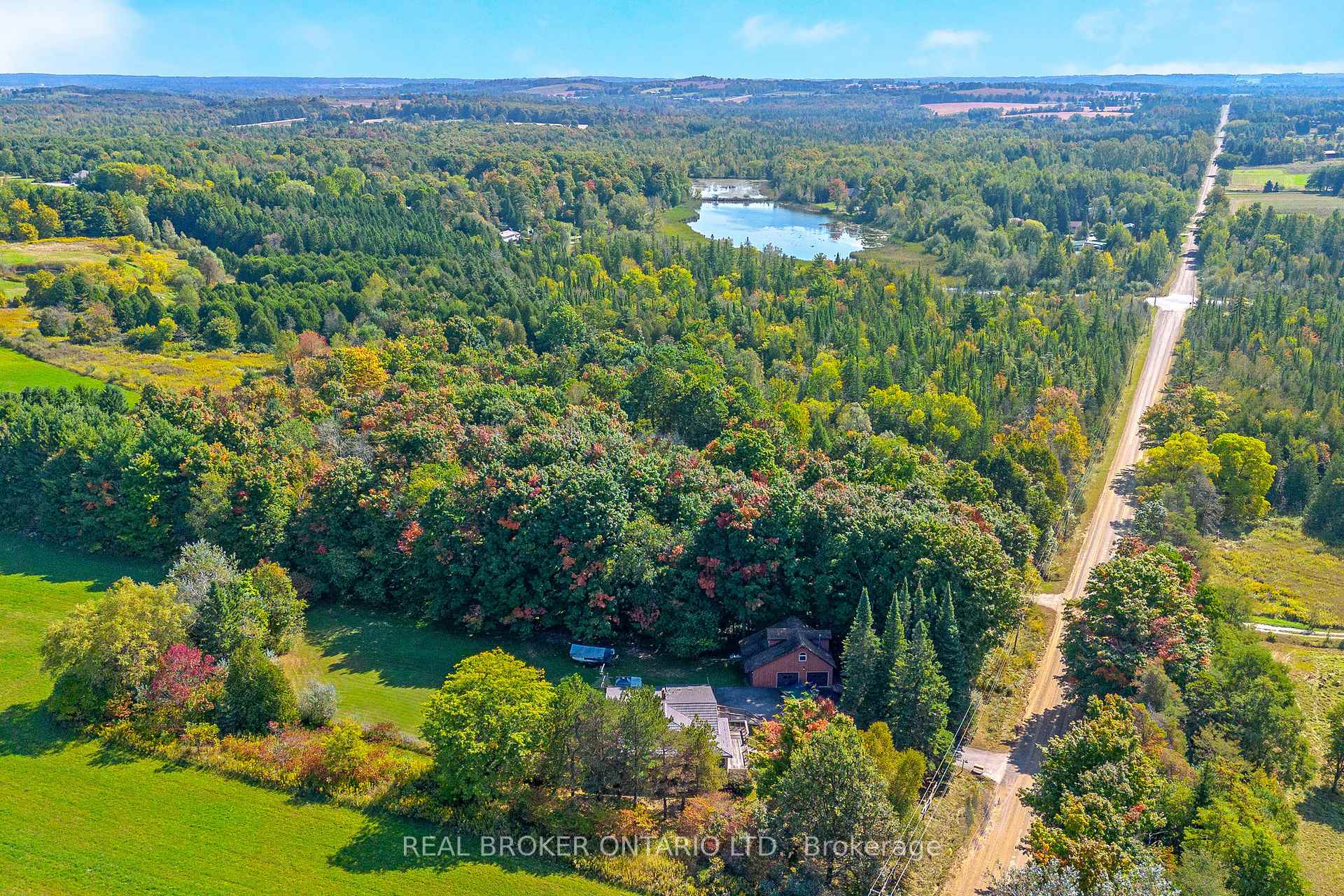 Photo 38 of 5807 Sixth Line, Erin, Rural Erin — HOMEH