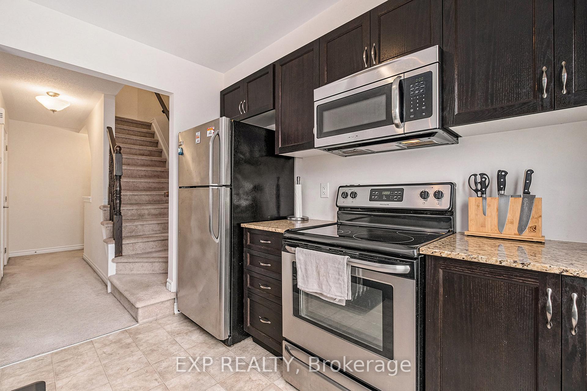 Photo 23 of 527 Snow Goose Street, Ottawa, Barrhaven - Half Moon Bay — HOMEH
