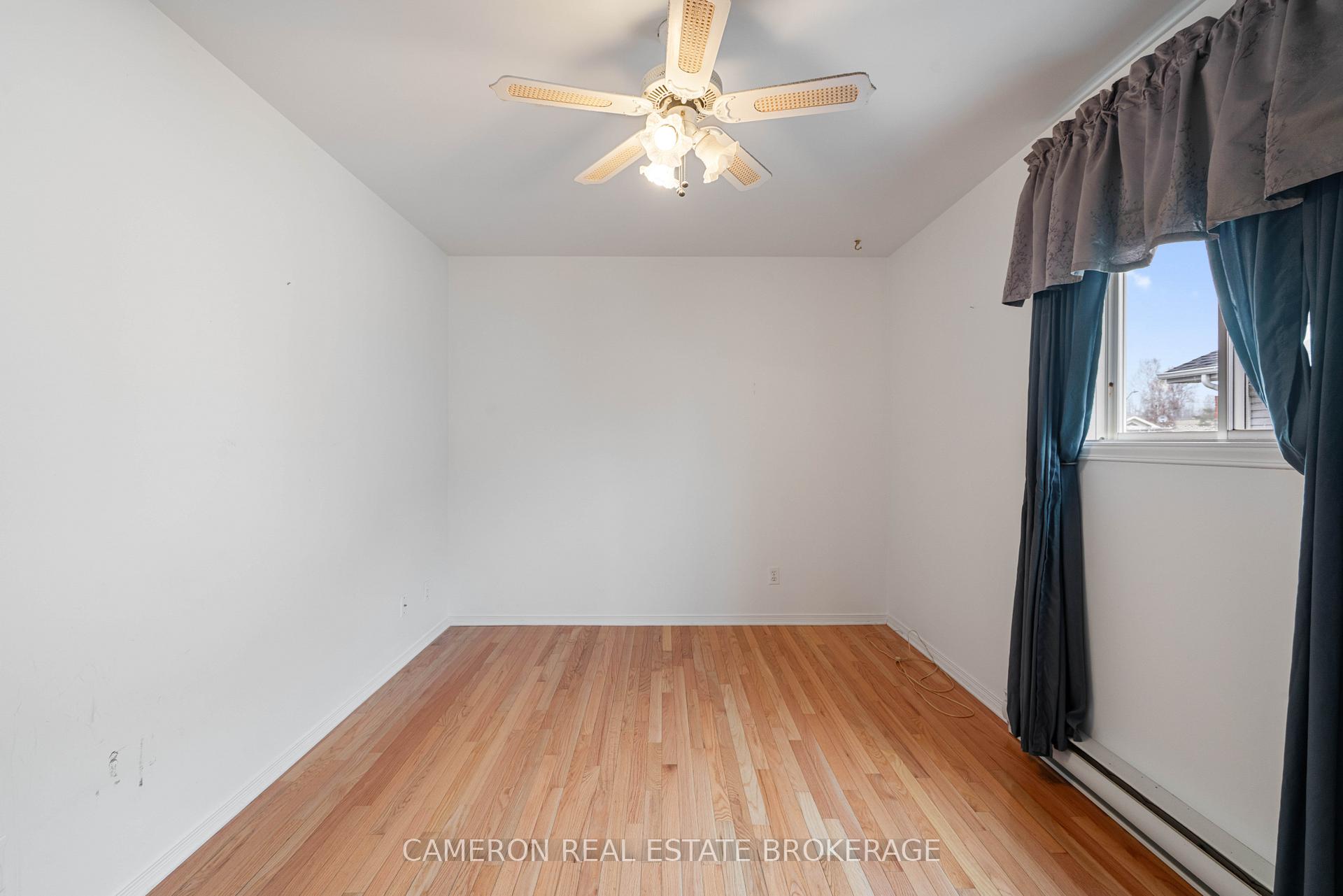 Photo 12 of 2318 Emily Crescent, Cornwall — HOMEH