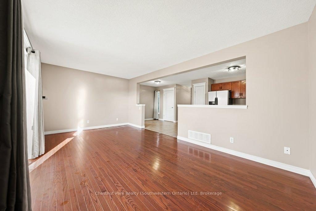 Photo 10 of 274 Severn Drive, Guelph, Grange Road — HOMEH