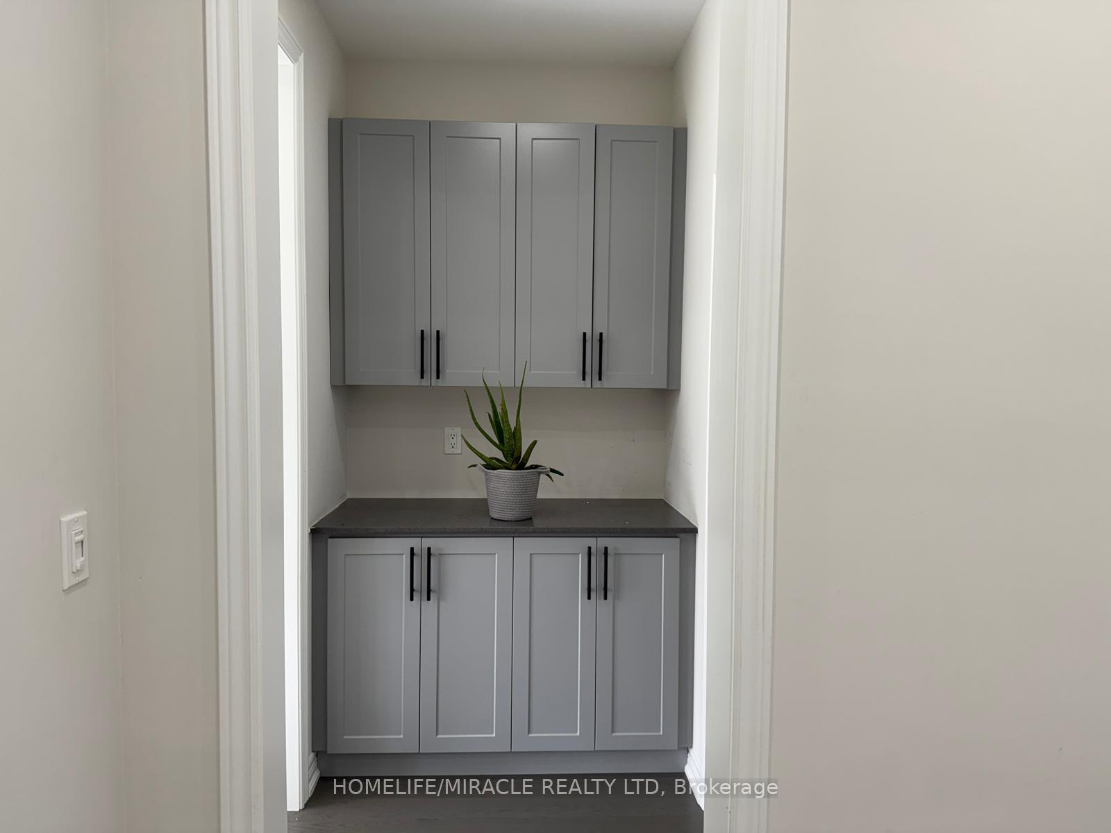 Photo 10 of 20 Ainslie Hill Crescent, Georgina, Sutton & Jackson's Point — HOMEH