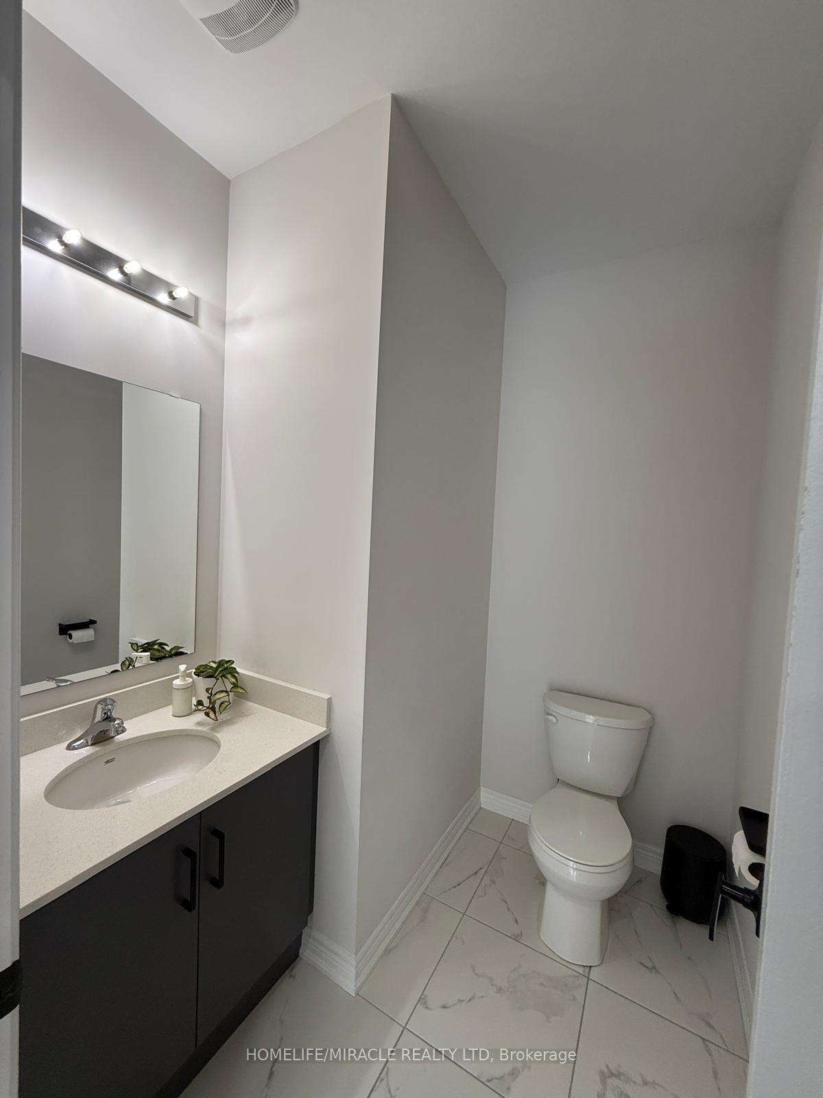 Photo 14 of 20 Ainslie Hill Crescent, Georgina, Sutton & Jackson's Point — HOMEH